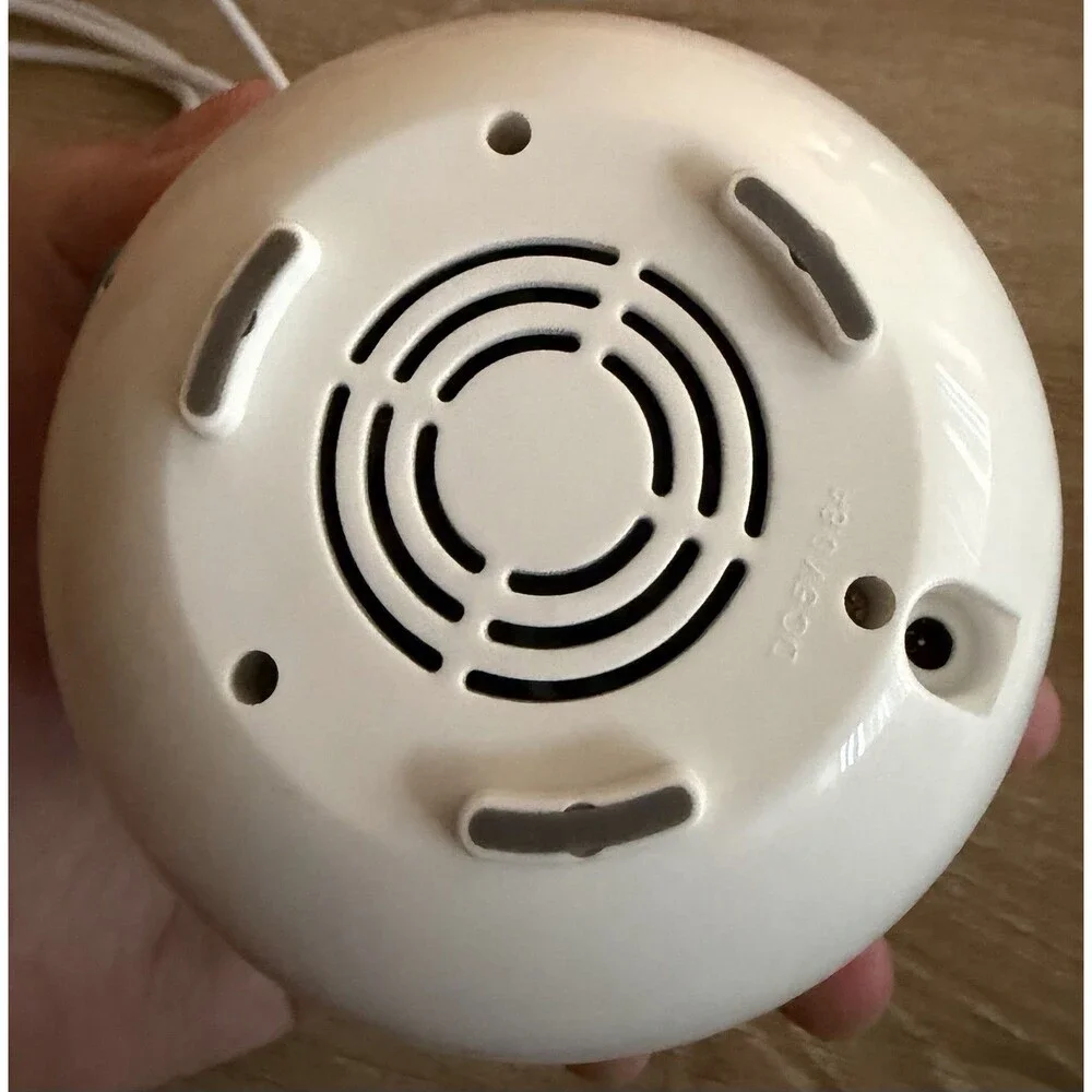 Sparoom Essential Oil Diffuser Barely Used White And Green Color Medium Size